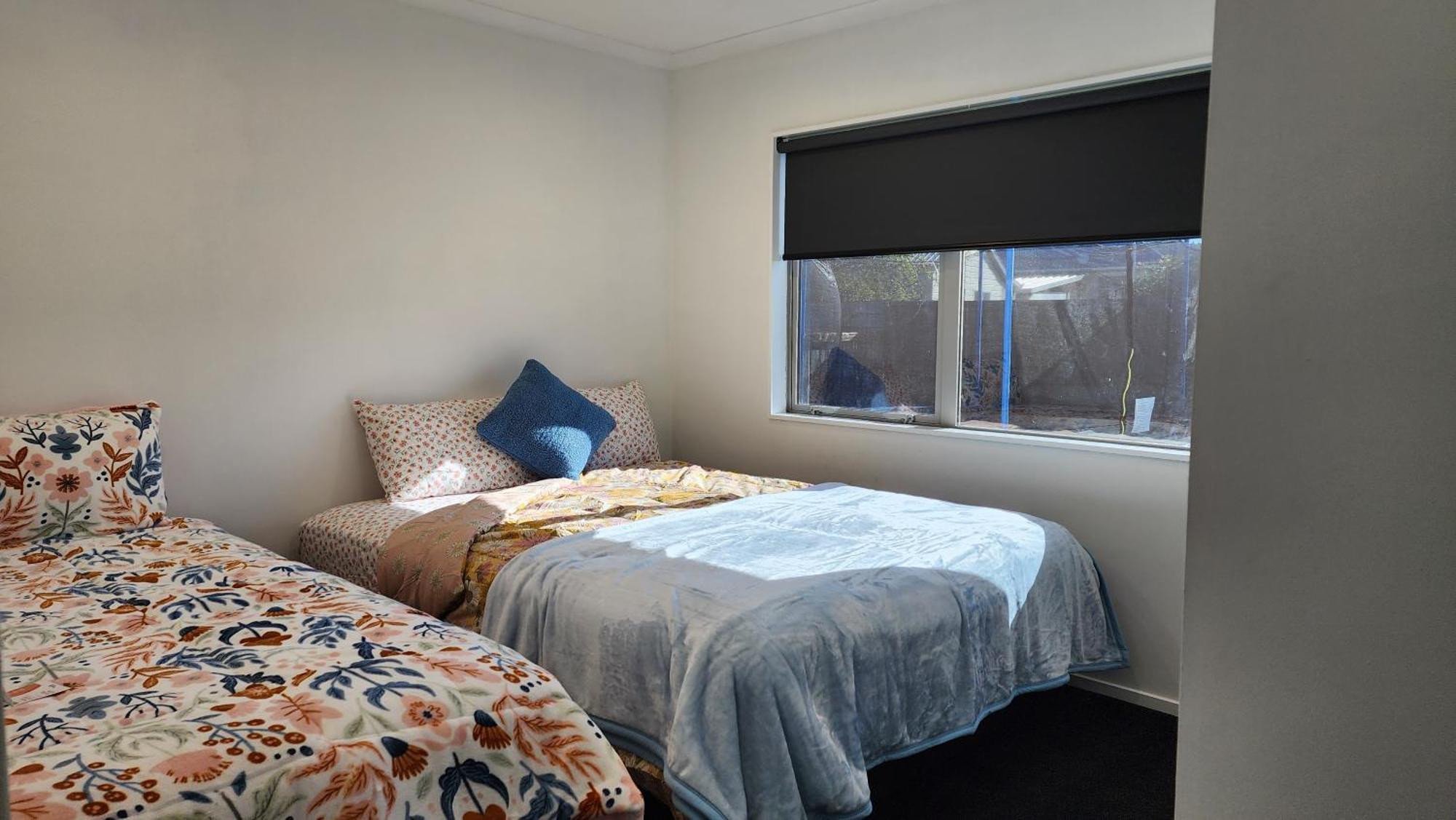 Oaktree Entire Holiday Home, Sleeps 8 To12 Rotorua Exterior foto