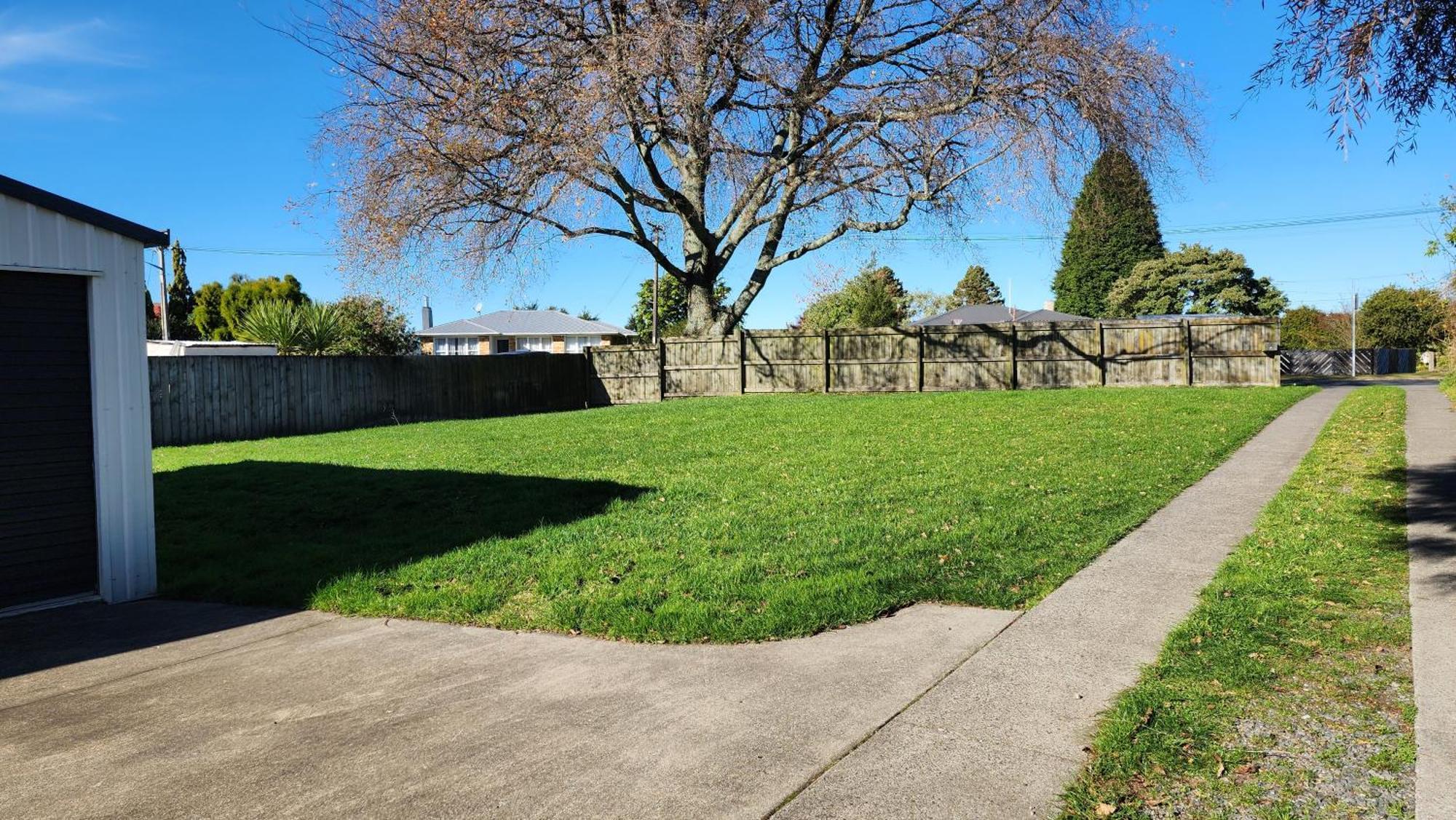 Oaktree Entire Holiday Home, Sleeps 8 To12 Rotorua Exterior foto